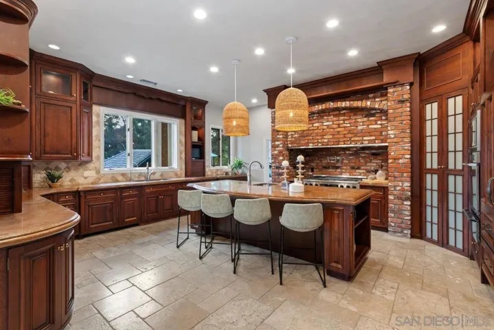 6281 Avenida Loma De Oro, Rancho Santa Fe, California 92067