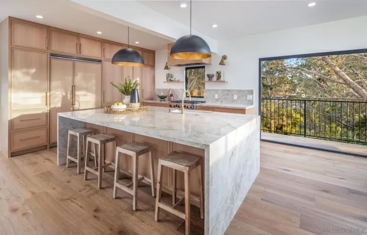 2144 Pinar Place, Del Mar, California 92014
