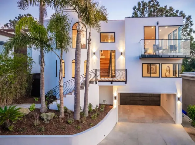 2144 Pinar Place, Del Mar, California 92014