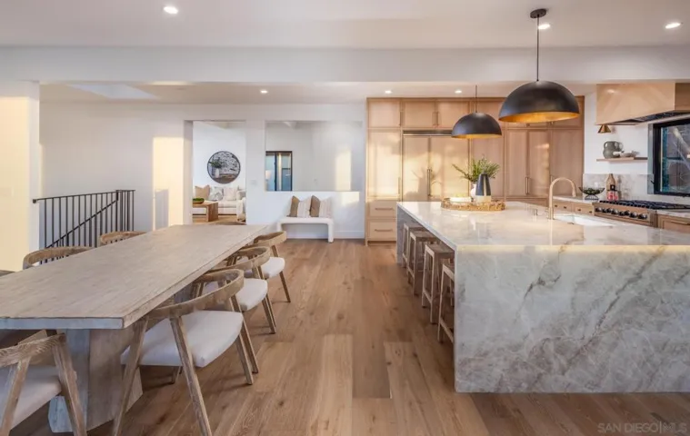 2144 Pinar Place, Del Mar, California 92014