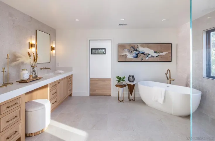 2144 Pinar Place, Del Mar, California 92014