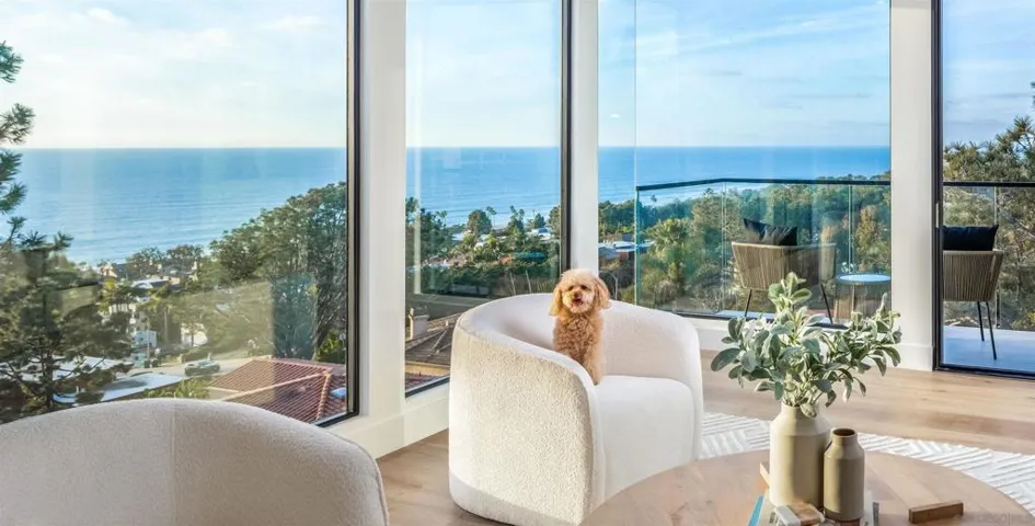 2144 Pinar Place, Del Mar, California 92014