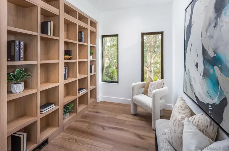 2144 Pinar Place, Del Mar, California 92014