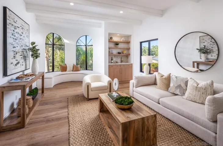 2144 Pinar Place, Del Mar, California 92014
