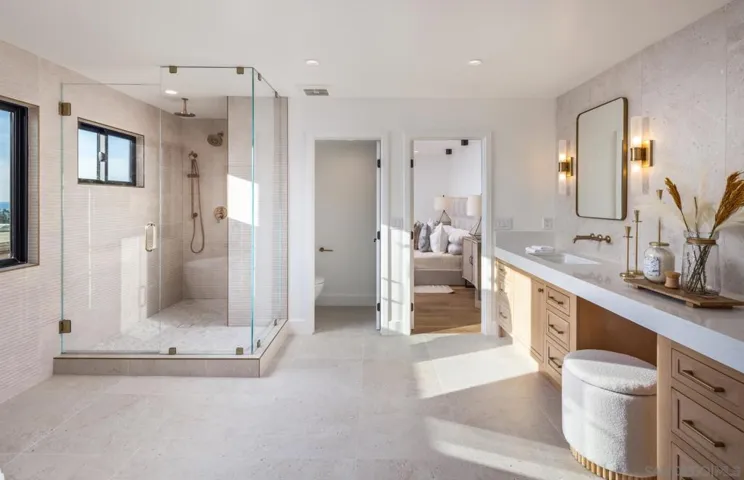 2144 Pinar Place, Del Mar, California 92014