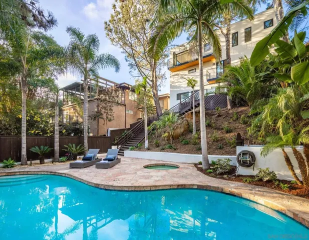 2144 Pinar Place, Del Mar, California 92014