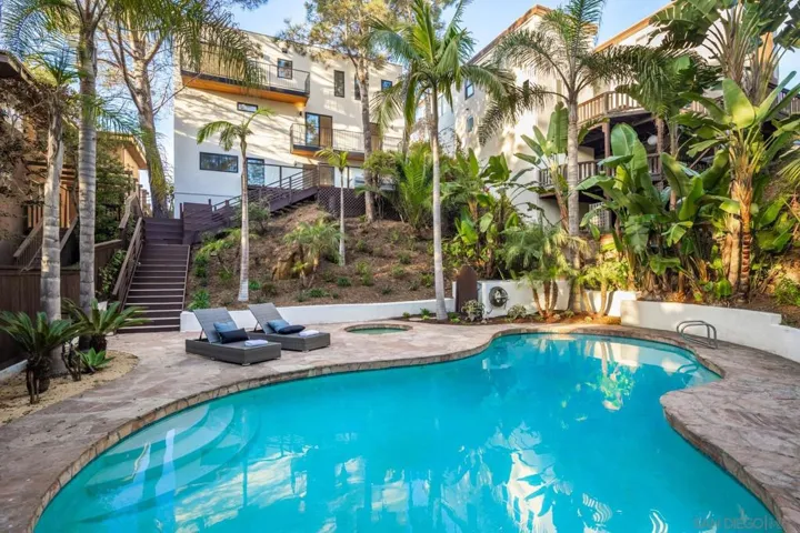 2144 Pinar Place, Del Mar, California 92014