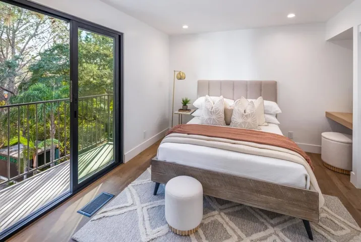 2144 Pinar Place, Del Mar, California 92014