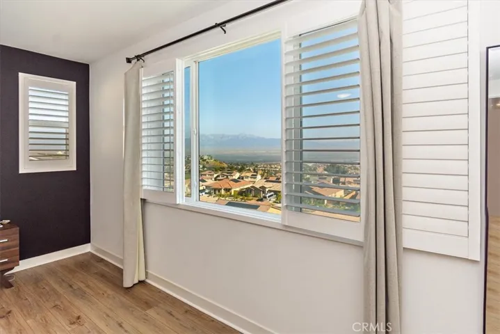 2747 Sierra Bella, Corona, California 92882