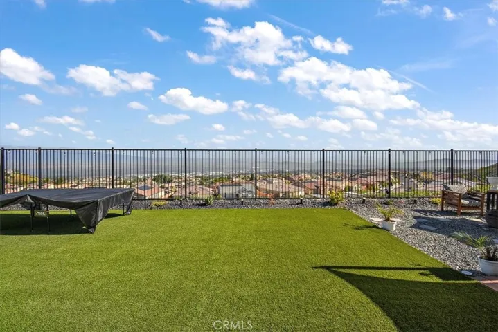 2747 Sierra Bella, Corona, California 92882