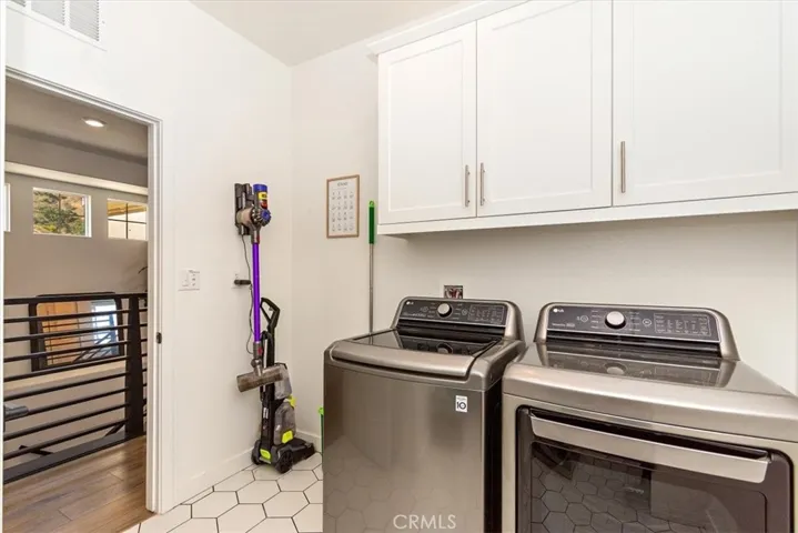 2747 Sierra Bella, Corona, California 92882
