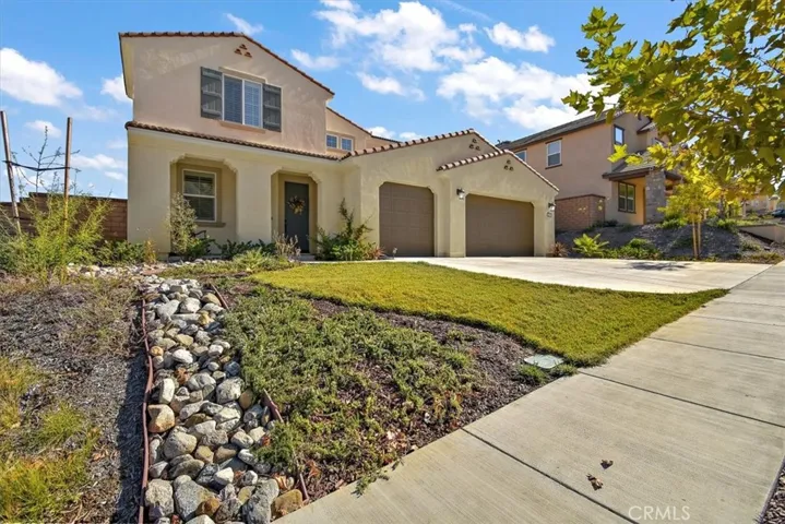2747 Sierra Bella, Corona, California 92882