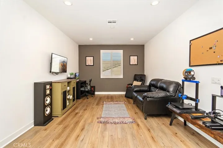2747 Sierra Bella, Corona, California 92882