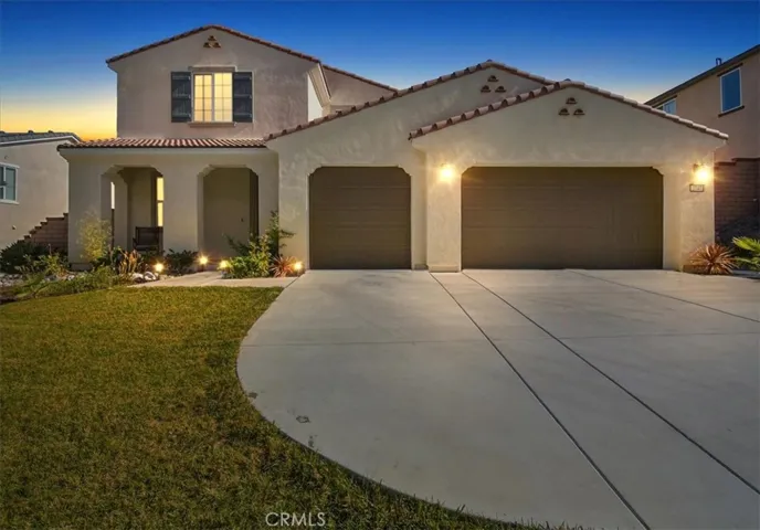 2747 Sierra Bella, Corona, California 92882