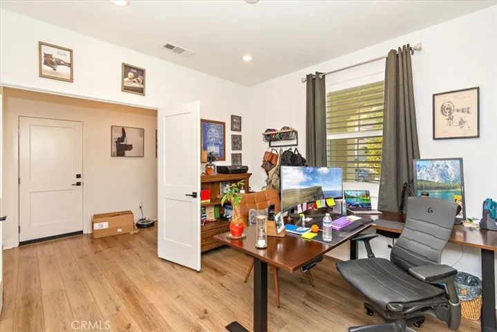 2747 Sierra Bella, Corona, California 92882