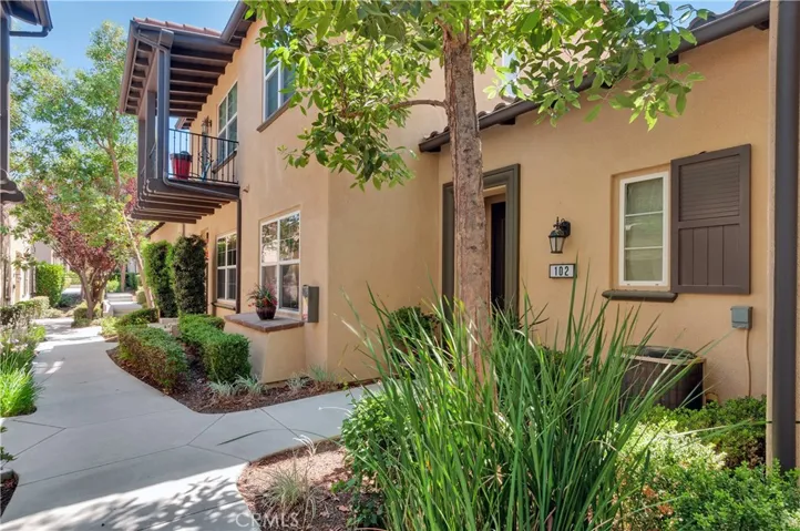 4309 Owens Street 102, Corona, California 92883