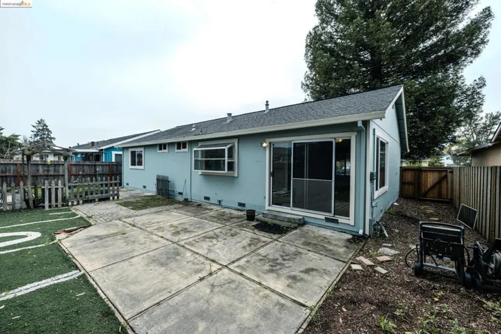 8444 Lakewood Ave, Cotati, California 94931