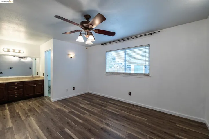 8444 Lakewood Ave, Cotati, California 94931