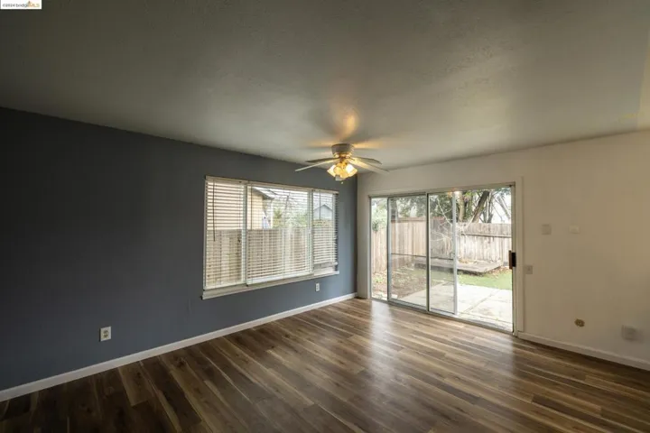 8444 Lakewood Ave, Cotati, California 94931