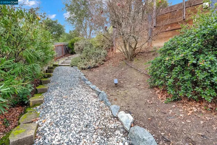 3819 Quail Ridge Road, Lafayette, California 94549