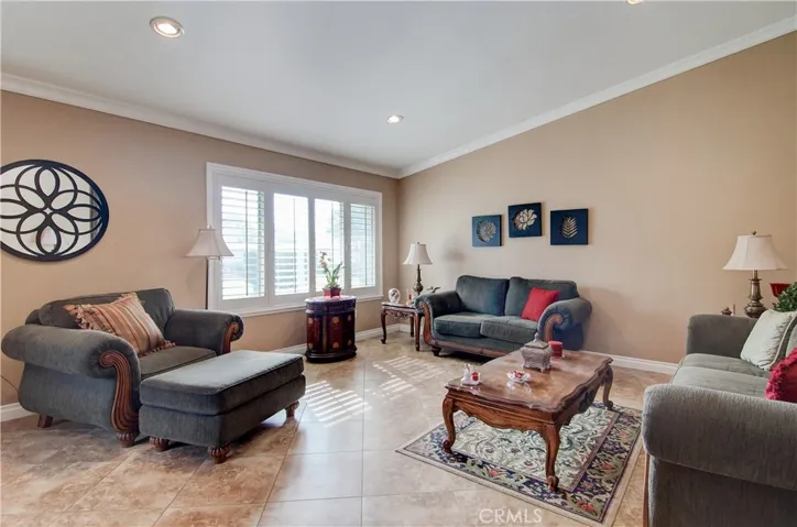 8877 Tulare Drive 310b, Huntington Beach, California 92646