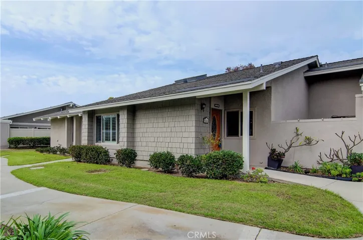 8877 Tulare Drive 310b, Huntington Beach, California 92646