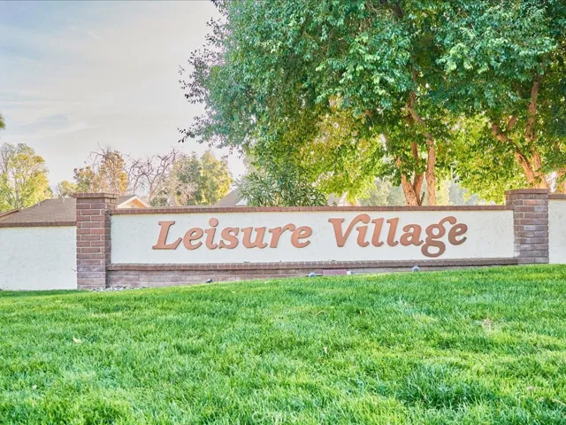 42206 Village 42, Camarillo, California 93012
