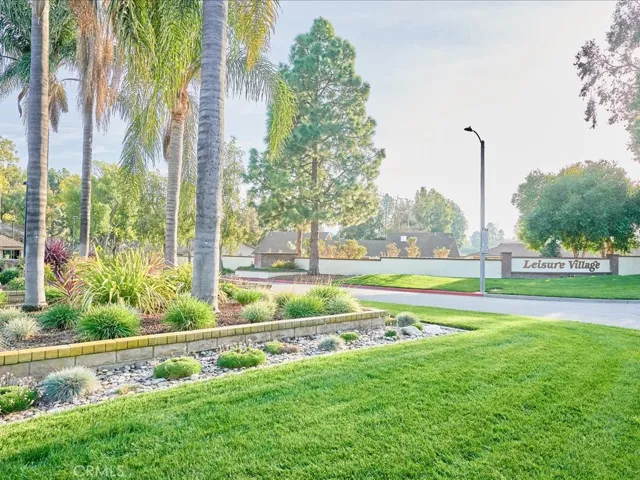 42206 Village 42, Camarillo, California 93012
