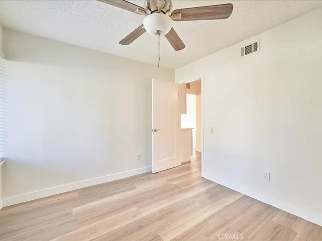 42206 Village 42, Camarillo, California 93012