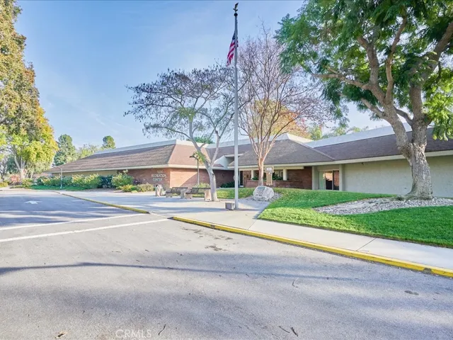 42206 Village 42, Camarillo, California 93012