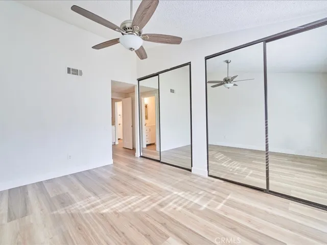 42206 Village 42, Camarillo, California 93012