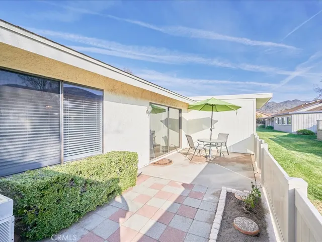 42206 Village 42, Camarillo, California 93012