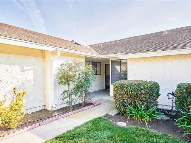 42206 Village 42, Camarillo, California 93012