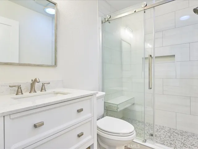 42206 Village 42, Camarillo, California 93012