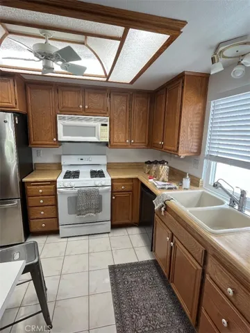 27739 Calle Valdes, Mission Viejo, California 92692