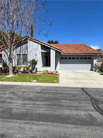 27739 Calle Valdes, Mission Viejo, California 92692