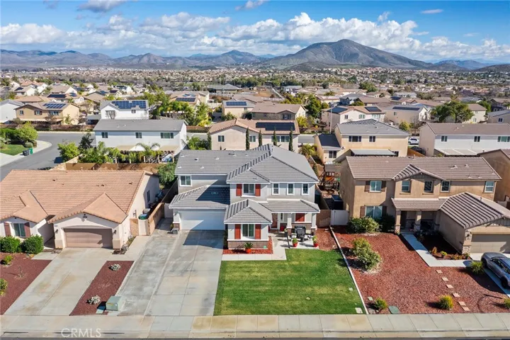 34888 Old Vine Road, Winchester, California 92596
