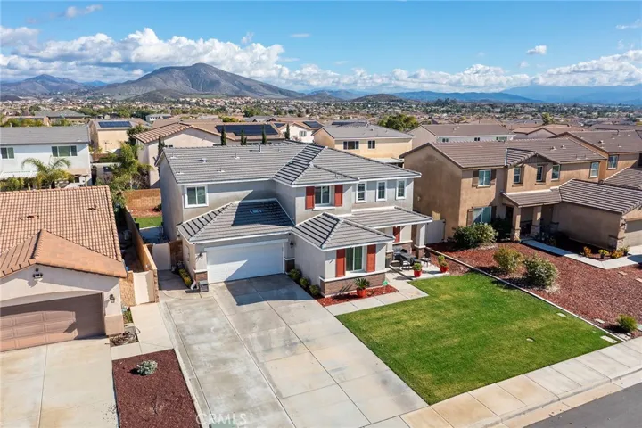 34888 Old Vine Road, Winchester, California 92596