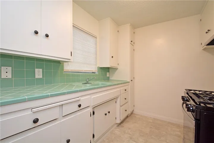 338 Elm Avenue 10, Long Beach, California 90802
