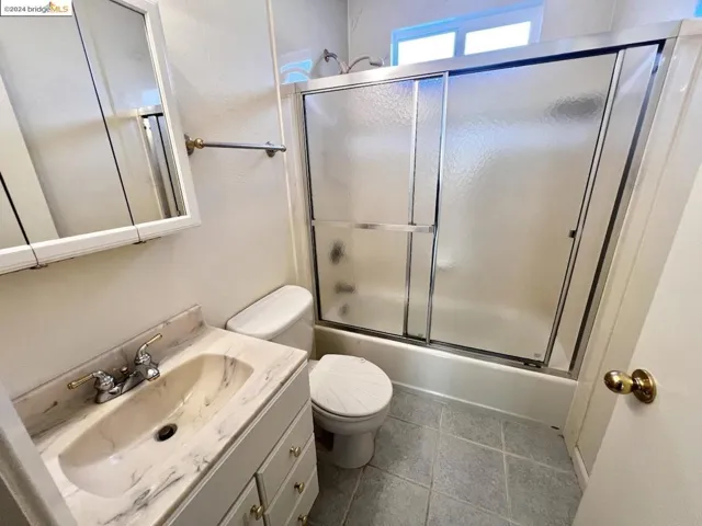 Studio Bathroom
