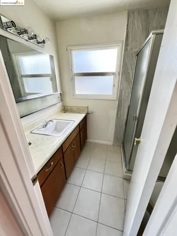 Upstairs Bath
