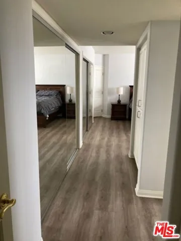 11830 Mayfield Avenue 302, Los Angeles, California 90049