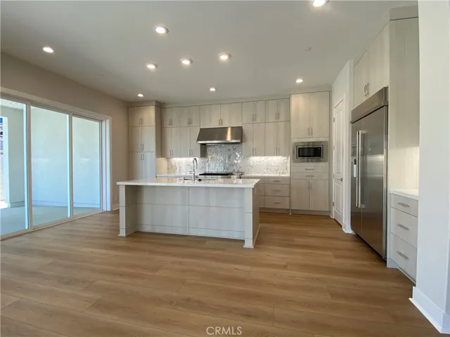 190 Hill, Lake Forest, California 92630