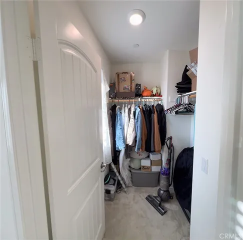 Bedroom 3 Walk-in Closet