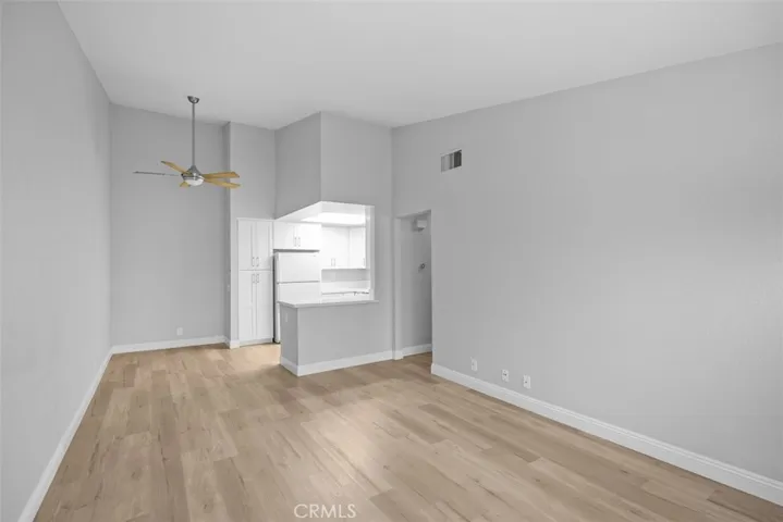 19 Roble 28, Rancho Santa Margarita, California 92688