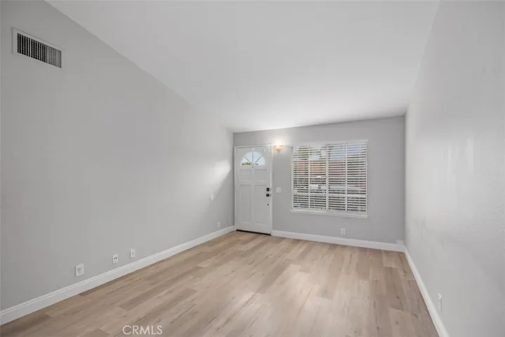 19 Roble 28, Rancho Santa Margarita, California 92688