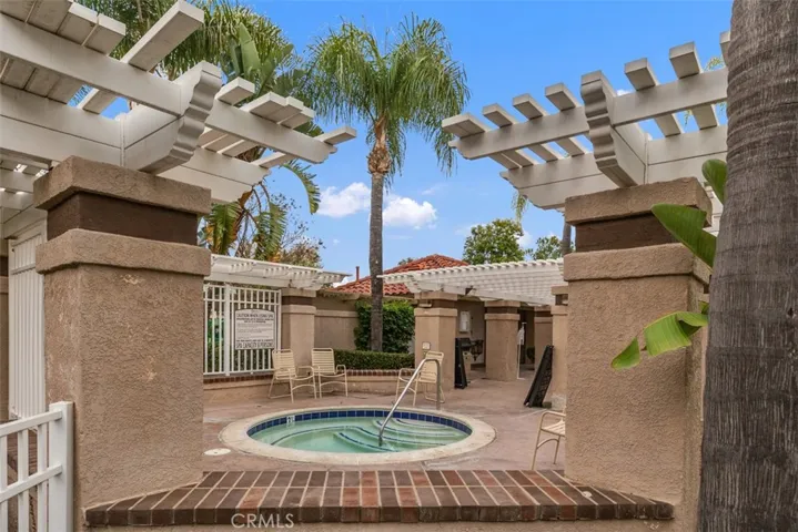 19 Roble 28, Rancho Santa Margarita, California 92688