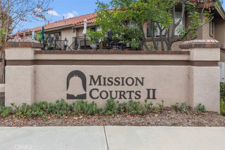 19 Roble 28, Rancho Santa Margarita, California 92688