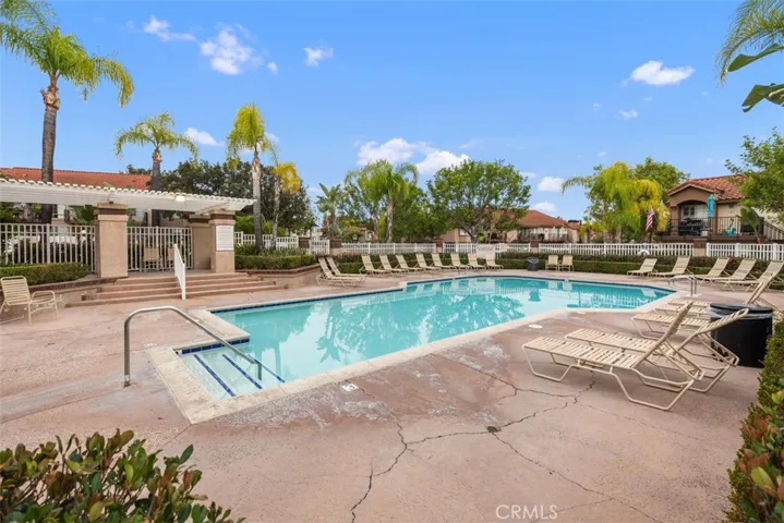 19 Roble 28, Rancho Santa Margarita, California 92688