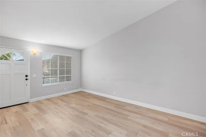 19 Roble 28, Rancho Santa Margarita, California 92688